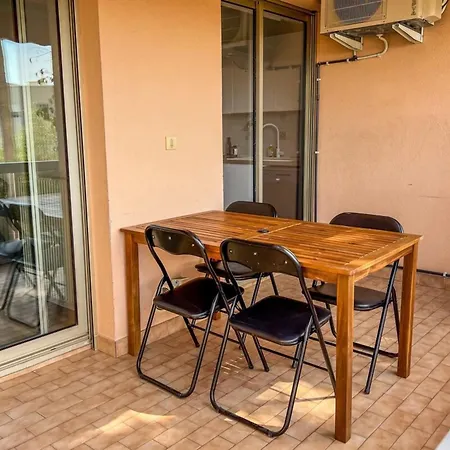 Appartement Carla - Vue Mer, Clim, Wifi, Parking - By Tgb